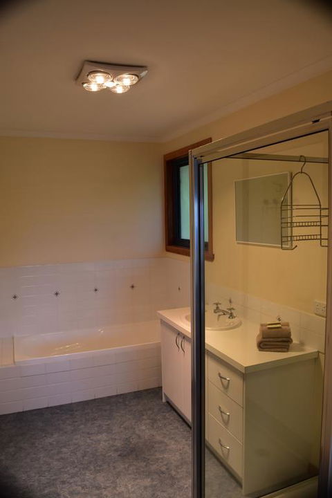 Waterline Holiday Home - Accommodation Port Macquarie 3