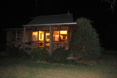 Bluegum Ridge Cottages - Accommodation Port Macquarie 24