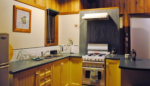 Bluegum Ridge Cottages - Accommodation Port Macquarie 16