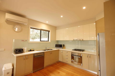 Apollo Bay Seal Apartments - Accommodation Port Macquarie 14
