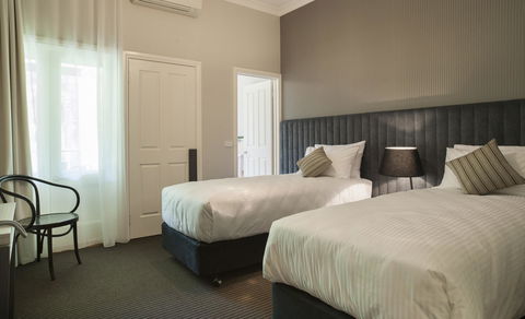 Oscar\'s On The Yarra - Accommodation Port Macquarie 11