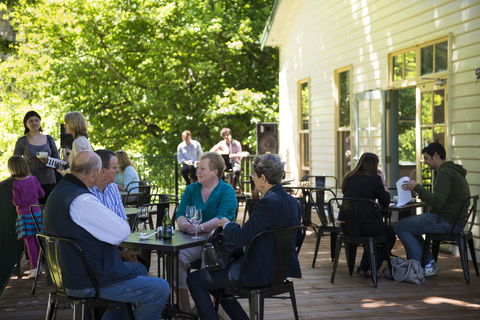 Oscar\'s On The Yarra - Accommodation Port Macquarie 10