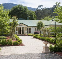 Oscar's On The Yarra - Accommodation Port Macquarie