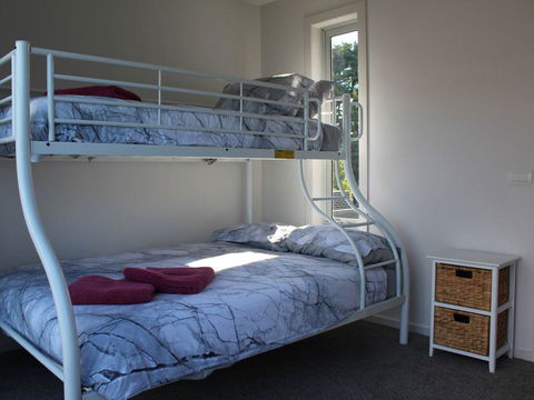 Central To Cowes - Accommodation Port Macquarie 7