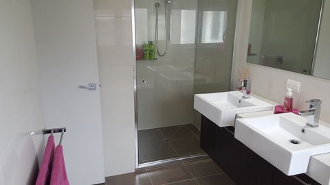 Central To Cowes - Accommodation Port Macquarie 11