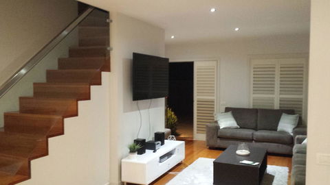 Central To Cowes - Accommodation Port Macquarie 3