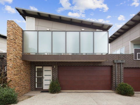 Central To Cowes - Accommodation Port Macquarie 0