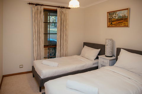 The Dan - Accommodation Port Macquarie 10