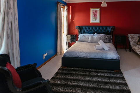 The Dan - Accommodation Port Macquarie 8