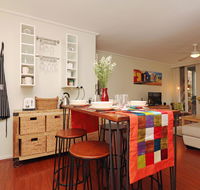 Colour Pop Fitzroy - 3 bedroom pet friendly - Accommodation Port Macquarie