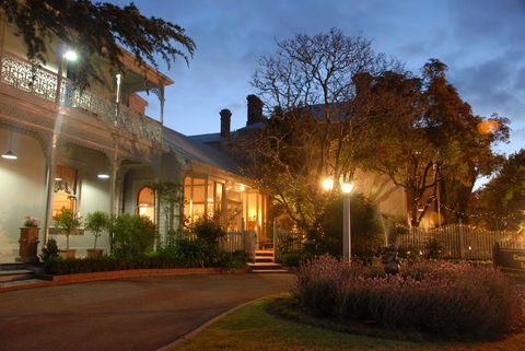 The Riversleigh - Accommodation Port Macquarie 11
