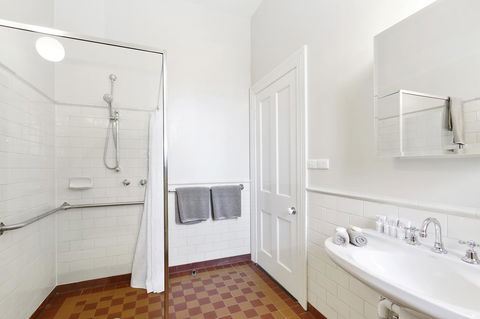 The Riversleigh - Accommodation Port Macquarie 7