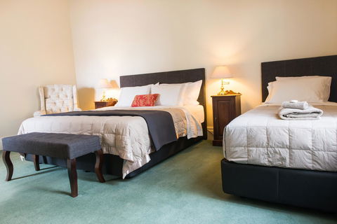 The Riversleigh - Accommodation Port Macquarie 18