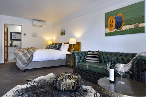 Daylesford Art Motel - Accommodation Port Macquarie 6