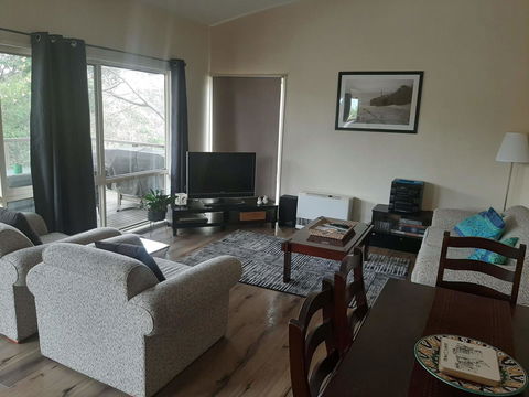 Elevated Holiday House Overlooks Tranquil Wetlands - Accommodation Port Macquarie 1