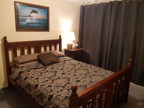 Elevated Holiday House Overlooks Tranquil Wetlands - Accommodation Port Macquarie 5