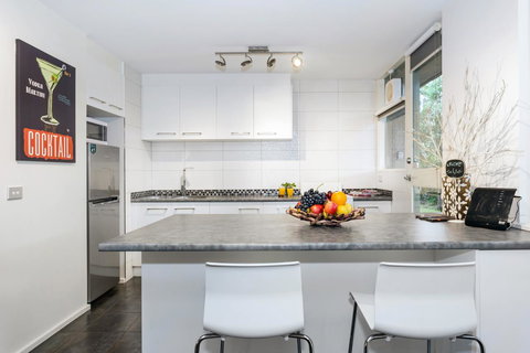 Melbourne Villa - Accommodation Port Macquarie 11