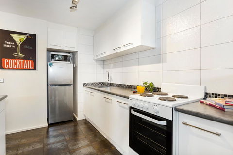 Melbourne Villa - Accommodation Port Macquarie 9