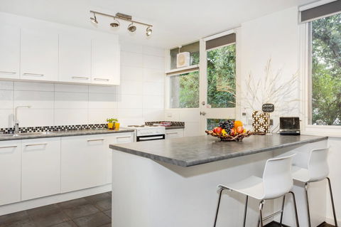 Melbourne Villa - Accommodation Port Macquarie 8