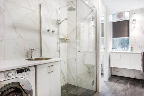 Melbourne Villa - Accommodation Port Macquarie 24