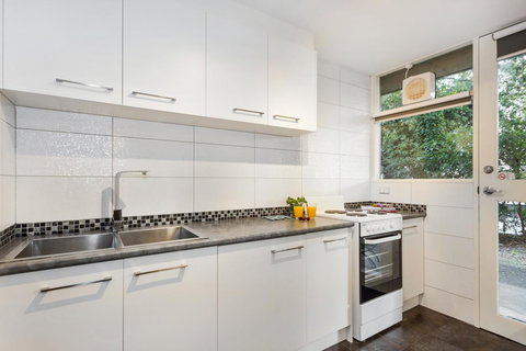 Melbourne Villa - Accommodation Port Macquarie 10