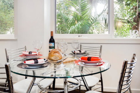 Melbourne Villa - Accommodation Port Macquarie 6