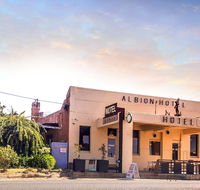 Albion Hotel and Motel Castlemaine - Accommodation Port Macquarie