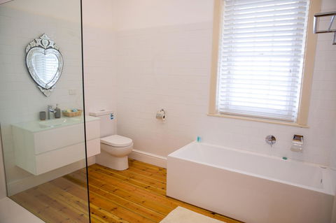 Cape Nelson Lighthouse - Accommodation Port Macquarie 12