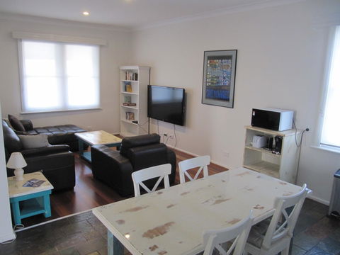 Cape Nelson Lighthouse - Accommodation Port Macquarie 18