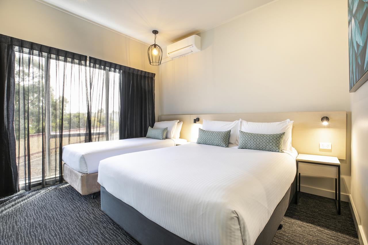 Thomastown VIC Accommodation Port Macquarie