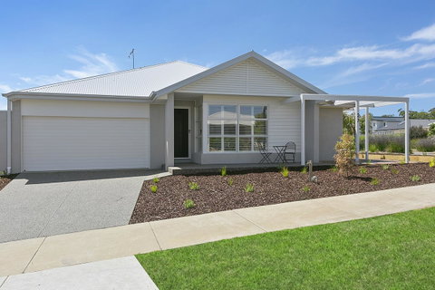 Tidal Changes - Rejuvenate Stays - Accommodation Port Macquarie 9
