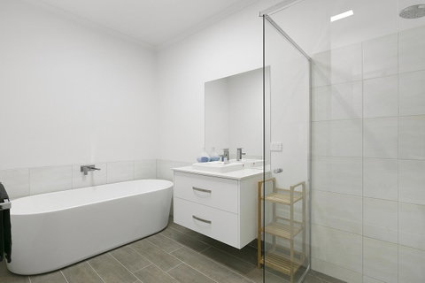 Tidal Changes - Rejuvenate Stays - Accommodation Port Macquarie 8
