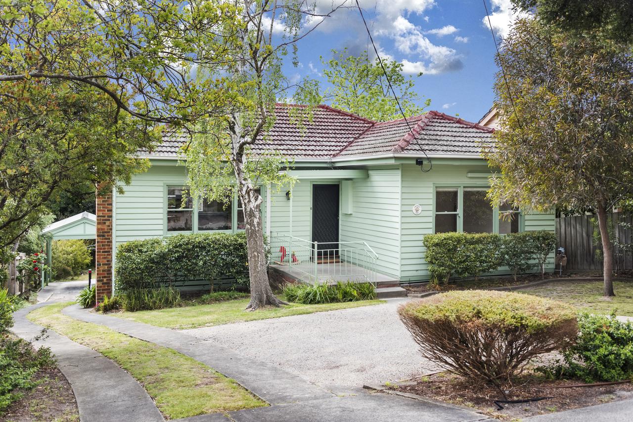 Blackburn VIC Accommodation Port Macquarie