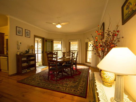 Angel's Rest - Accommodation Port Macquarie 5