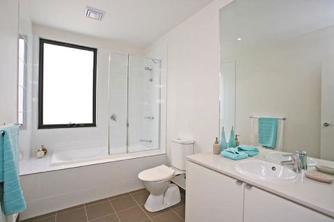 1 Pebble Place - Accommodation Port Macquarie 7