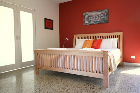 3 Bells Alpine Cottage - Accommodation Port Macquarie 3