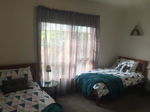 Bricks And Roses - Accommodation Port Macquarie 16