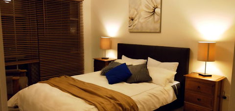 The Gallery Hours - Accommodation Port Macquarie 3