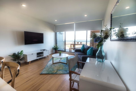 Waterfront Apt 234 Marinaquays - Accommodation Port Macquarie 9