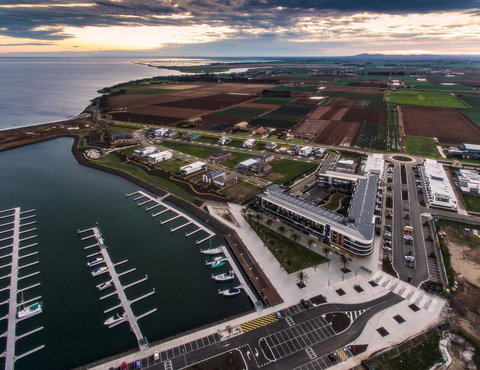 Waterfront Apt 234 Marinaquays - Accommodation Port Macquarie 5