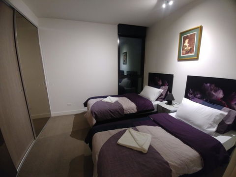 Camberwell Burke Road Apartment - Accommodation Port Macquarie 7