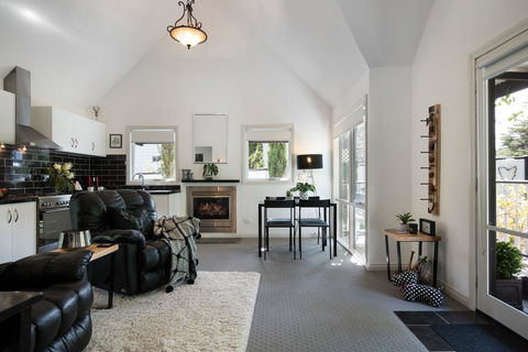 Cottage 4A - Accommodation Port Macquarie 0