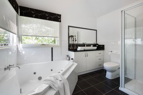 Cottage 4A - Accommodation Port Macquarie 8