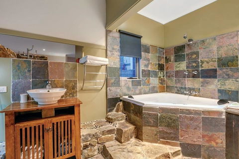 Minni Gums - Accommodation Port Macquarie 6