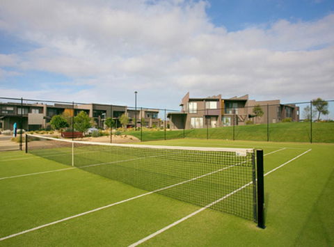 Stylish 3 Bedroom Townhouse - Free Parking - Accommodation Port Macquarie 25