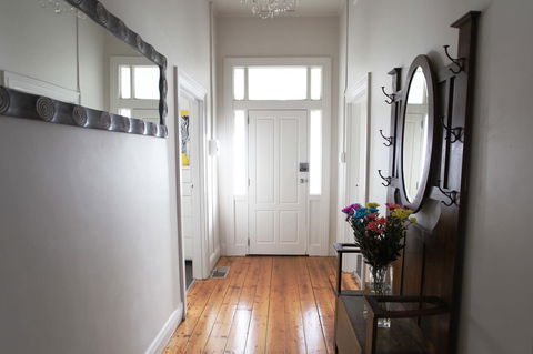 Montabella - Accommodation Port Macquarie 8