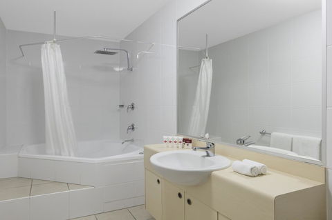 Ramada By Wyndham Marcoola Beach - Accommodation Port Macquarie 10