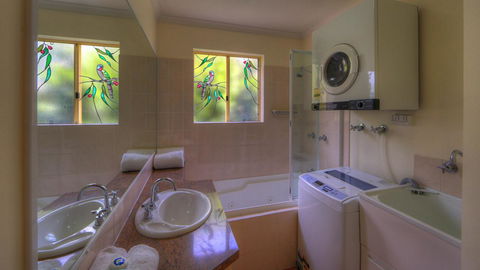 Rainbow Getaway Holiday Apartments - Accommodation Port Macquarie 29