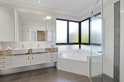 Sand Dunes Resort Accommodation - Accommodation Port Macquarie 25