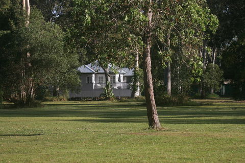 Lake Weyba Noosa Lodge & Kangaroos - Accommodation Port Macquarie 30